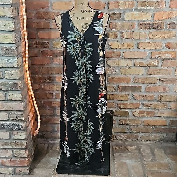 Hawaiian Reserve Collection Black Hawaiian maxi size Large - Picture 1 of 12